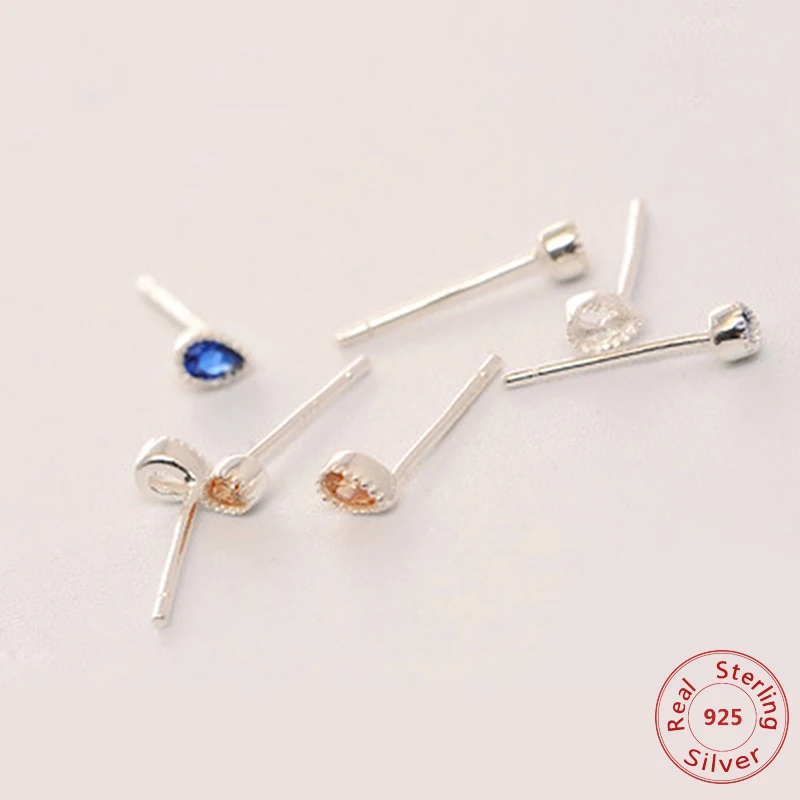 Female Champagne Blue Clear AAA+ Cubic Zirconia Small Stud Earring Genuine Solid 925 Sterling Silver Mini Earring for Women Girl
Female Champagne Blue Clear AAA+ Cubic Zirconia Small Stud Earring Genuine Solid 925 Sterling Silver Mini Earring for Women Girl
