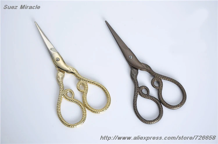 Twelve Chinese Zodiac snake pattern Vintage Scissors Steel home use Tailor's For Fabric Sewing Accessories cute gift
Twelve Chinese Zodiac snake pattern Vintage Scissors Steel home use Tailor's For Fabric Sewing Accessories cute gift