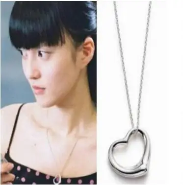 xl 0241 Star the same paragraph, "SMS chasing January" glossy heart-shaped peach necklace lady temperament jewelry accessories
xl 0241 Star the same paragraph, "SMS chasing January" glossy heart-shaped peach necklace lady temperament jewelry accessories