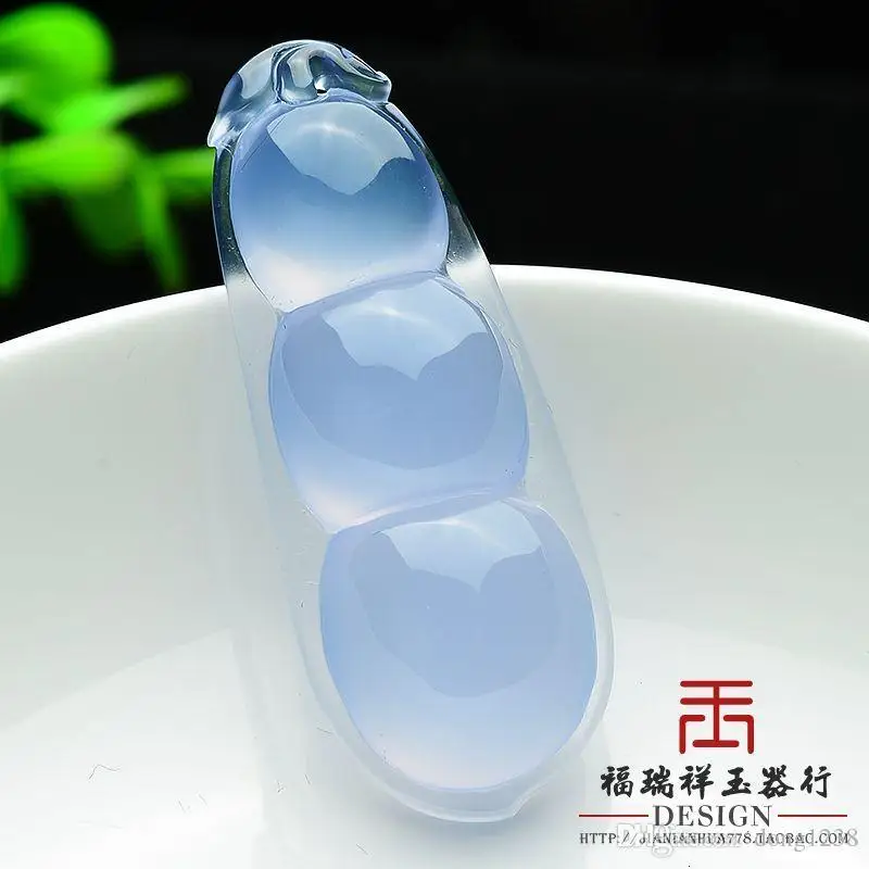 Brazil ice pure natural color purple chalcedony stone Pendant varietyfudou ice purple Sauteed Green Beans >>> free shipping
Brazil ice pure natural color purple chalcedony stone Pendant varietyfudou ice purple Sauteed Green Beans >>> free shipping