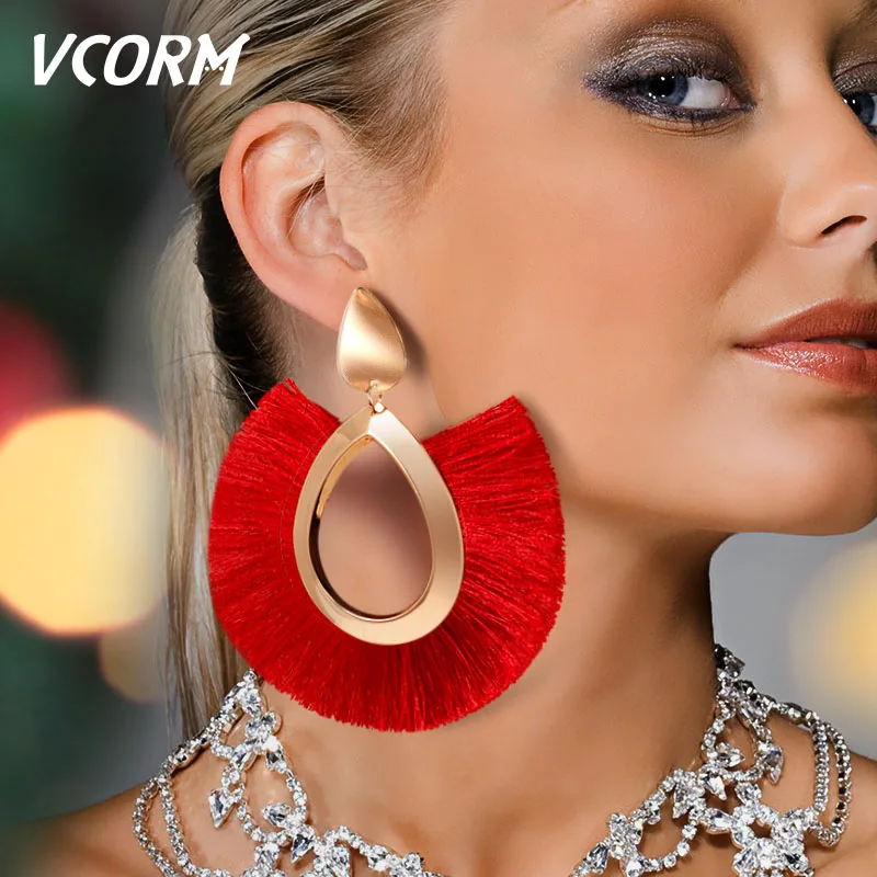 VCORM Bohemian Tassel Drop Earrings For Women Lady Female Fashion Statement Gold Large Fringe Big Femme Earring 2019 Jewelry
VCORM Bohemian Tassel Drop Earrings For Women Lady Female Fashion Statement Gold Large Fringe Big Femme Earring 2019 Jewelry