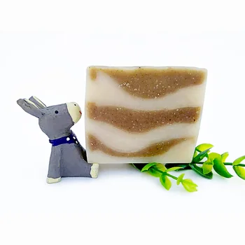 Preboily 2020 HOT New Arrivals 70G Mint Rosemary Fragrance Beard Soap for Men Beard Wash Contains Natural Beard Oil Top Quality
Preboily 2020 HOT New Arrivals 70G Mint Rosemary Fragrance Beard Soap for Men Beard Wash Contains Natural Beard Oil Top Quality