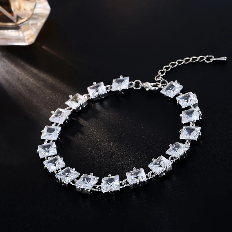 CARSINEL Adjustable Silver color Bracelet & Bangle Fashion Square AAA Cubic Zircon Crystal Women Wedding Bracelet Gift BR0265
CARSINEL Adjustable Silver color Bracelet & Bangle Fashion Square AAA Cubic Zircon Crystal Women Wedding Bracelet Gift BR0265
