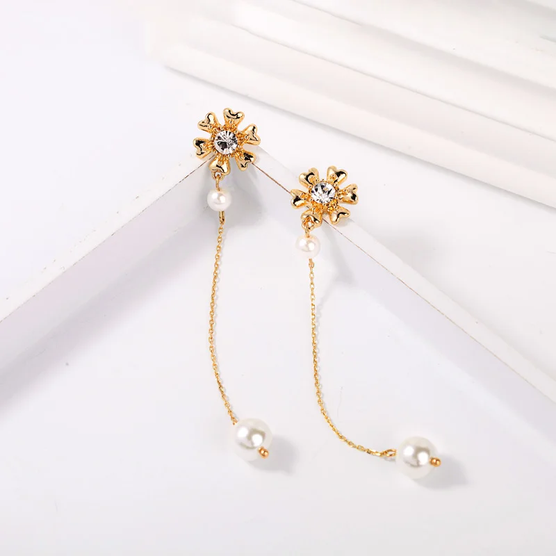 Gold Color Flowers Drop Earrings Imitation Pearls Hypoallergenic Ear Post Crystal Luxury For Women Summer New Fashion Jewelry ed
Gold Color Flowers Drop Earrings Imitation Pearls Hypoallergenic Ear Post Crystal Luxury For Women Summer New Fashion Jewelry ed