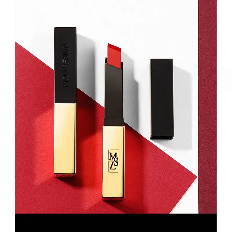 Vintage Red Orange Lipgloss Charming Matte Texture Lipstick Waterproof and Sweatproof Moisturize Gold Tube Design Beauty Lips
Vintage Red Orange Lipgloss Charming Matte Texture Lipstick Waterproof and Sweatproof Moisturize Gold Tube Design Beauty Lips