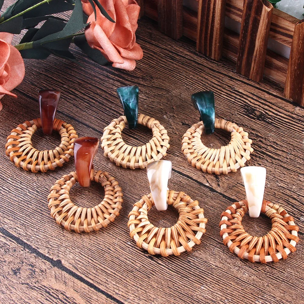 Best lady Fashion Handmade Drop Earrings For Women Wooden Round Pendant Dangle Earrings Jewelry Christmas Gifts Wholesale
Best lady Fashion Handmade Drop Earrings For Women Wooden Round Pendant Dangle Earrings Jewelry Christmas Gifts Wholesale