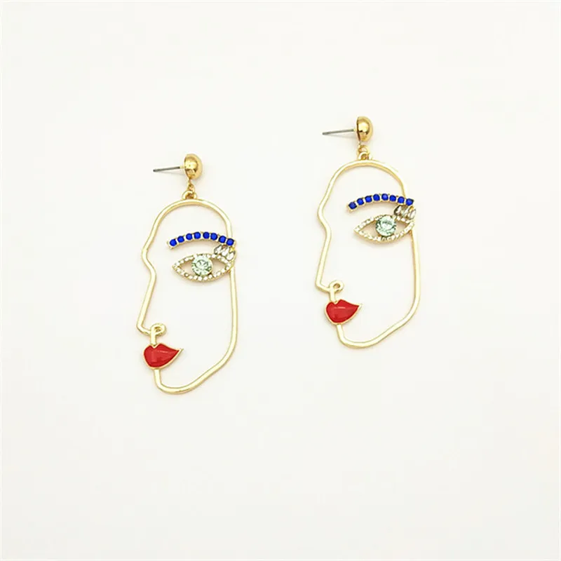 Timlee E154 Free shipping New Temperament Exaggeration Woman Red Lip Face Earring Alloy Drop Earrings
Timlee E154 Free shipping New Temperament Exaggeration Woman Red Lip Face Earring Alloy Drop Earrings