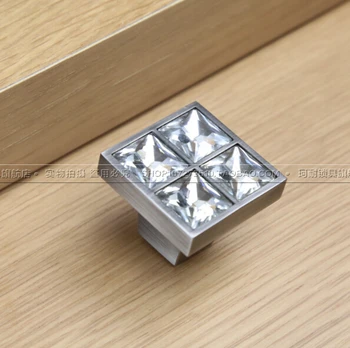 Optima special offer resistance to the import of modern European simple Ke bronze door wardrobe drawer handle ceramic gem
Optima special offer resistance to the import of modern European simple Ke bronze door wardrobe drawer handle ceramic gem