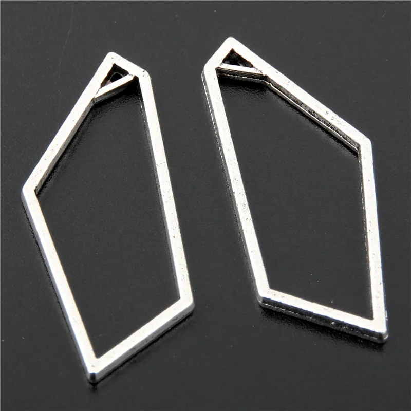 30pcs Antique Silver Polygon With Triangle Metal Charm For Jewelry Making Pendants Jewelry Accessories A2642
30pcs Antique Silver Polygon With Triangle Metal Charm For Jewelry Making Pendants Jewelry Accessories A2642