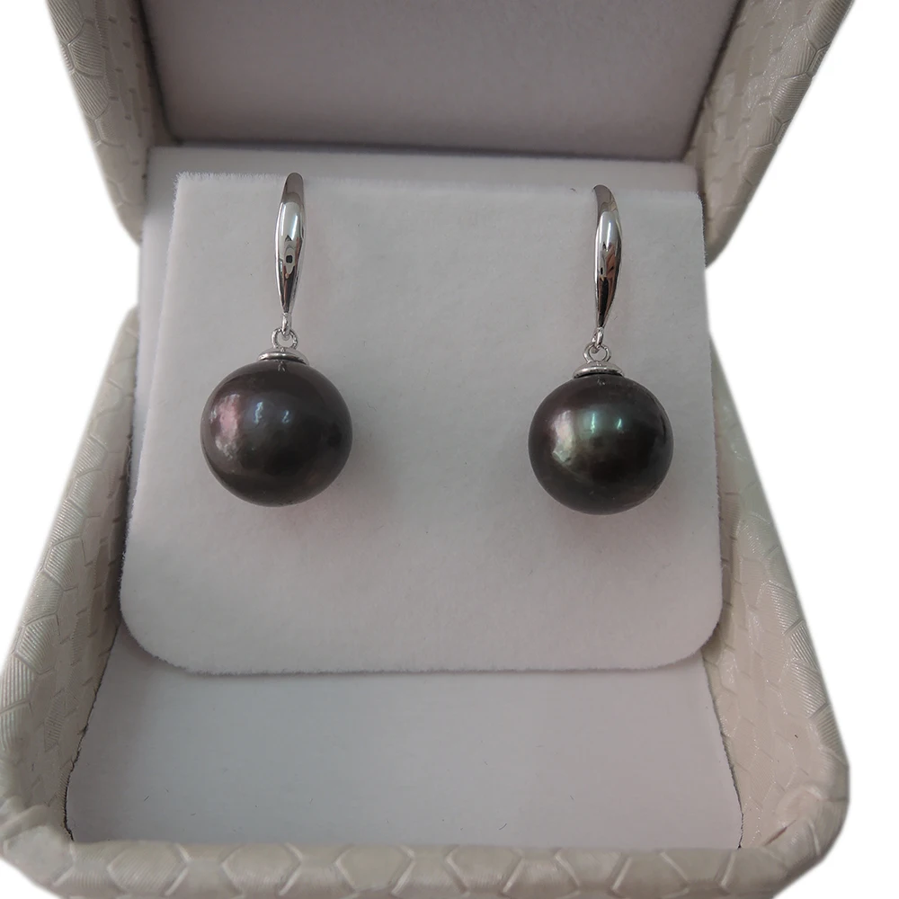 pearl earring MADE OF 100% nature freshwater,100% 925 silver hook ,AA+ big 11-13 MM perfect round pearl,black,gold pearls earing
pearl earring MADE OF 100% nature freshwater,100% 925 silver hook ,AA+ big 11-13 MM perfect round pearl,black,gold pearls earing
