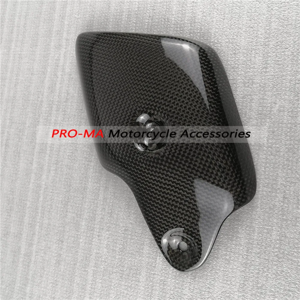 Motorcycle Exhaust Protection Cover in Carbon Fiber For Ducati 748 916 996 998 Plain
Motorcycle Exhaust Protection Cover in Carbon Fiber For Ducati 748 916 996 998 Plain