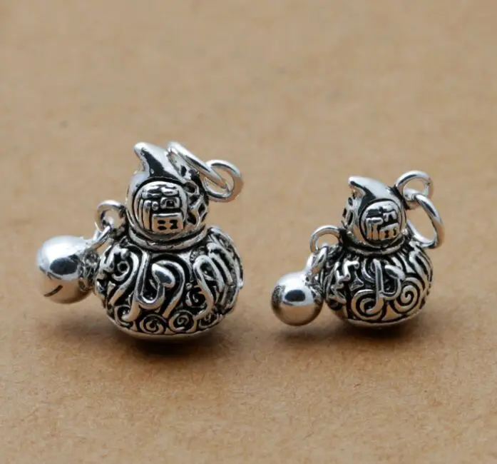 S925 sterling silver jewelry fashion retro Thai silver creative small gourd good luck wealth longevity bracelet necklace
S925 sterling silver jewelry fashion retro Thai silver creative small gourd good luck wealth longevity bracelet necklace