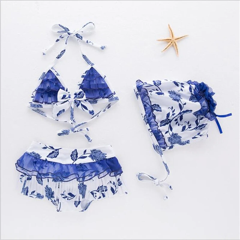 Фото Baby Girls swimsuit 3pcs bikini+underwear+hat toddler bow Blue and white porcelain printed lace underwear swimwear Children 2-6 | Мать и