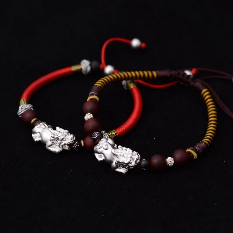 Chinese knots braids silver enamels bracelets male and female couple models 925 sterling silver 3D hard silver handmade
Chinese knots braids silver enamels bracelets male and female couple models 925 sterling silver 3D hard silver handmade