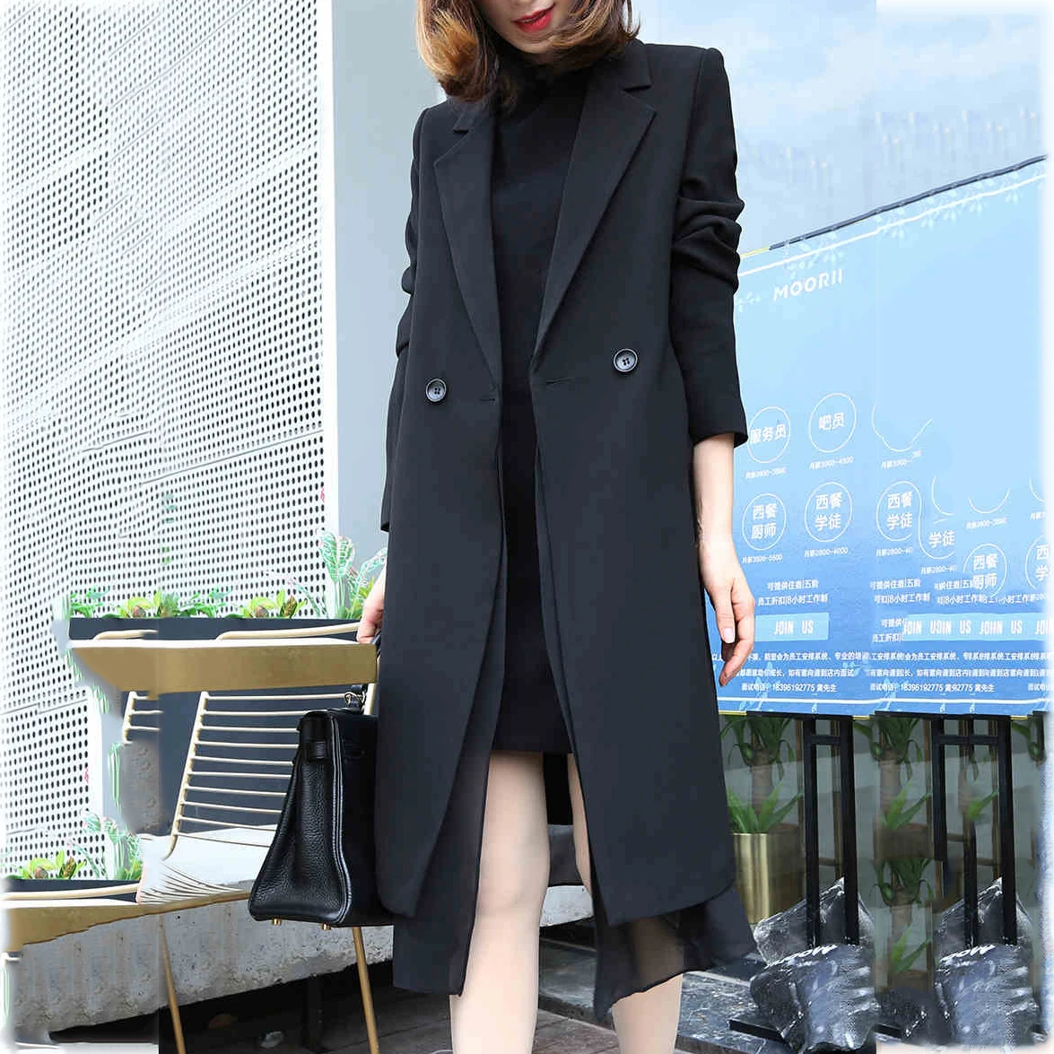 2019 New Korean Spring Summer Long Chiffon Windbreaker Suit Jacket Female Fashion Black Large Size Blazers Women's Clothing X683 
2019 New Korean Spring Summer Long Chiffon Windbreaker Suit Jacket Female Fashion Black Large Size Blazers Women's Clothing X683