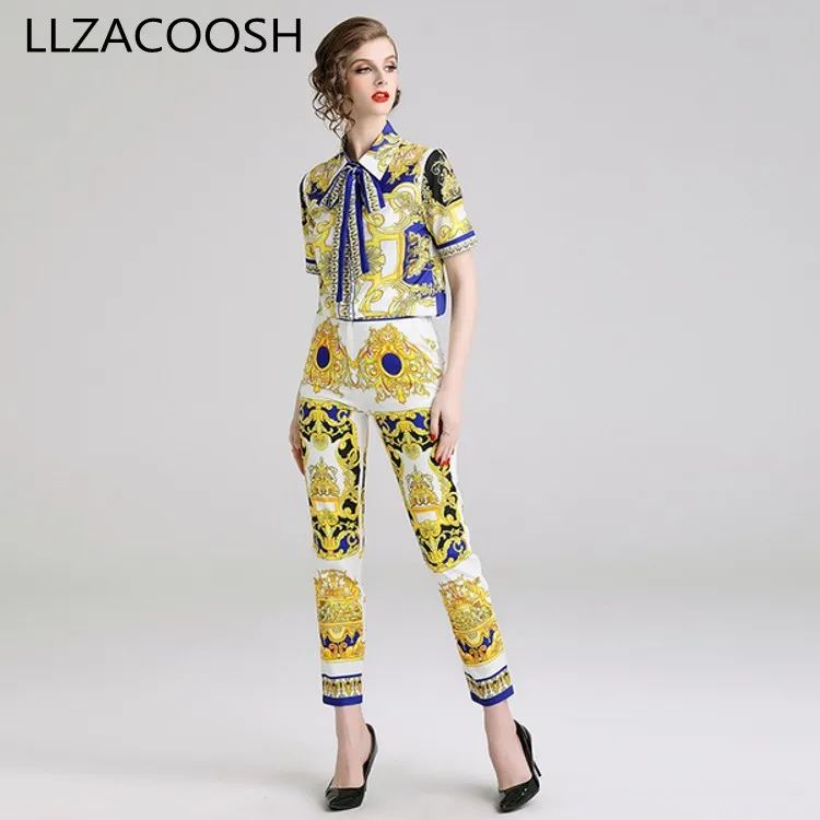 2019 Summer Designer Runway Two Pieces Set Women's Short Sleeve Bow Collar Flower Print Blouse Top+Ninth Pants Pencil Suit
2019 Summer Designer Runway Two Pieces Set Women's Short Sleeve Bow Collar Flower Print Blouse Top+Ninth Pants Pencil Suit