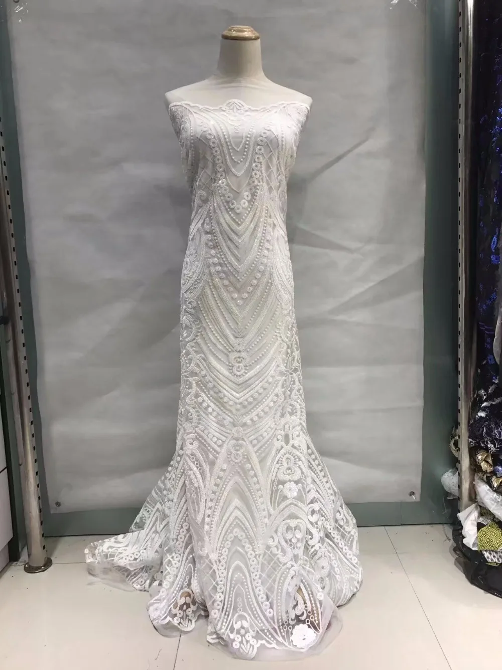 French Lace Fabric High Quality African Tulle Lace Fabric Guipure Mesh Nigerian Lace Fabrics For Wedding Dress
French Lace Fabric High Quality African Tulle Lace Fabric Guipure Mesh Nigerian Lace Fabrics For Wedding Dress