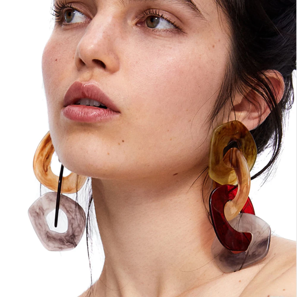 Junlead Fashion Elegant long hanging Tortoiseshell Resin Drop Dangle Earrings Boho big acetate leopard Pendant Earring For Women
Junlead Fashion Elegant long hanging Tortoiseshell Resin Drop Dangle Earrings Boho big acetate leopard Pendant Earring For Women