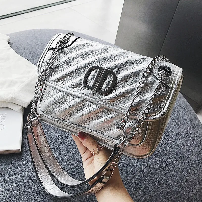 ETAILL Diamond Lattice Silver PU Leather Quilted Bag Chain Women Crossbody Shoulder Bag Lady Designer Brand Women Messenger Bags
ETAILL Diamond Lattice Silver PU Leather Quilted Bag Chain Women Crossbody Shoulder Bag Lady Designer Brand Women Messenger Bags