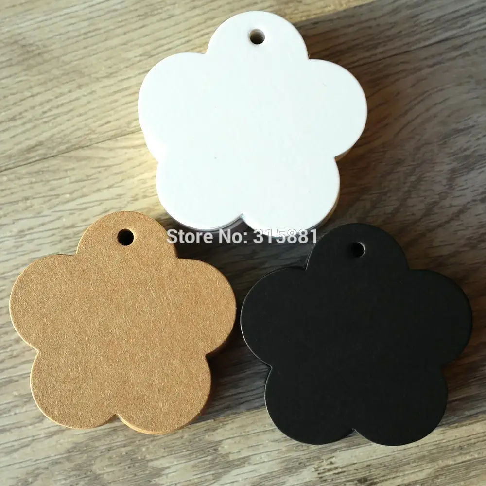 White Black Brown Kraft Paper Tags Flower Shaped Label Luggage Wedding Note Blank Price Hang Tag Wedding Card 6cm 100pcs/lot
White Black Brown Kraft Paper Tags Flower Shaped Label Luggage Wedding Note Blank Price Hang Tag Wedding Card 6cm 100pcs/lot