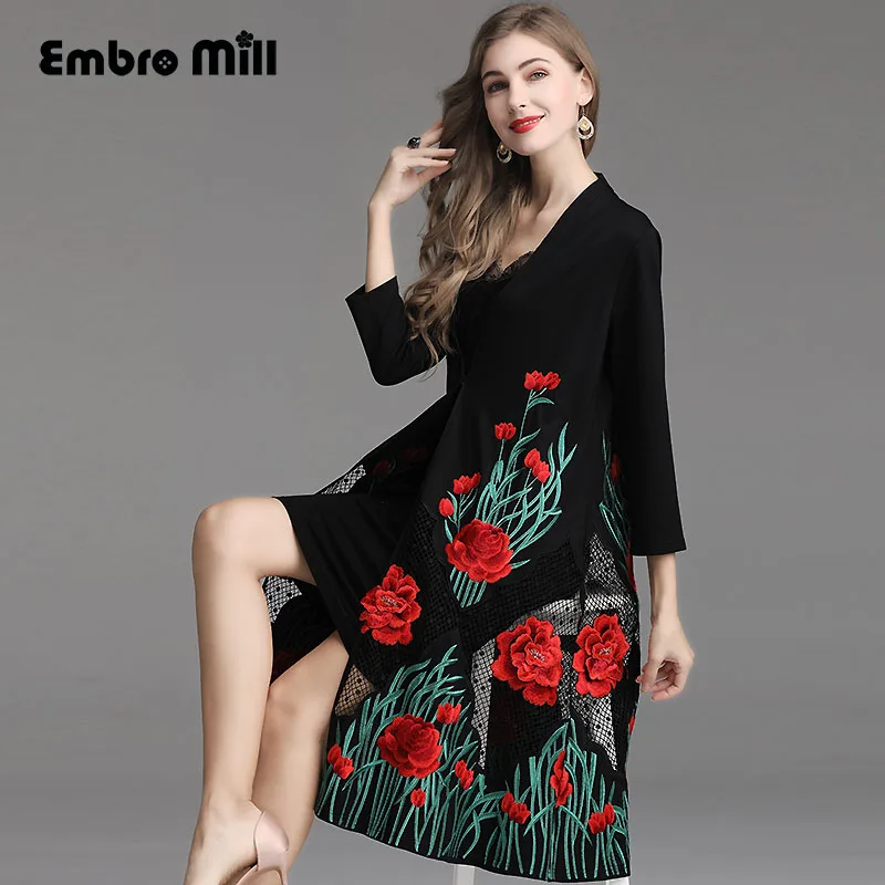 spring Fame style Heavy embroidery Over the knee coat fashion Thin and light elegant Windbreaker coat female Plus size M-5XL
spring Fame style Heavy embroidery Over the knee coat fashion Thin and light elegant Windbreaker coat female Plus size M-5XL
