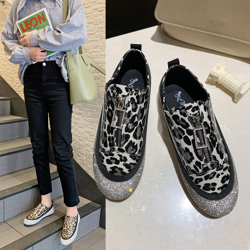 2019 Korean Style casual womans shoes round toe Rhinestone Zipper oxford shoes for women spring autumn Leopard pattern flats
2019 Korean Style casual womans shoes round toe Rhinestone Zipper oxford shoes for women spring autumn Leopard pattern flats
