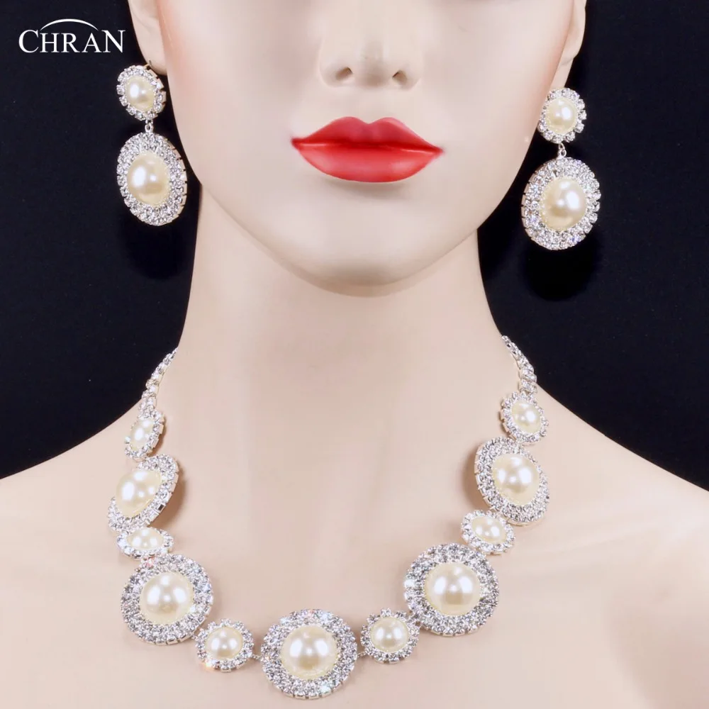 CHRAN Classic Simulated Pearl Bridal Jewelry Set for Women Promotion Fashion Silver Plated Rhinestone Necklace Earrings Set
CHRAN Classic Simulated Pearl Bridal Jewelry Set for Women Promotion Fashion Silver Plated Rhinestone Necklace Earrings Set