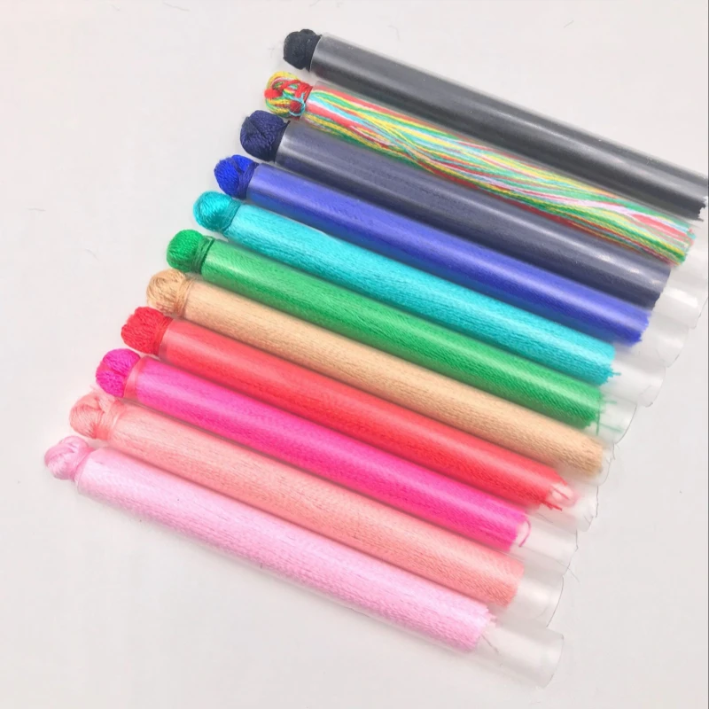 20PC 6.5CM Mini Rayon Thread Fabric Tassel DIY Pendant Jewelry Bracelet Key Making Fringe Trim Craft Tassels Sewing Accessories
20PC 6.5CM Mini Rayon Thread Fabric Tassel DIY Pendant Jewelry Bracelet Key Making Fringe Trim Craft Tassels Sewing Accessories