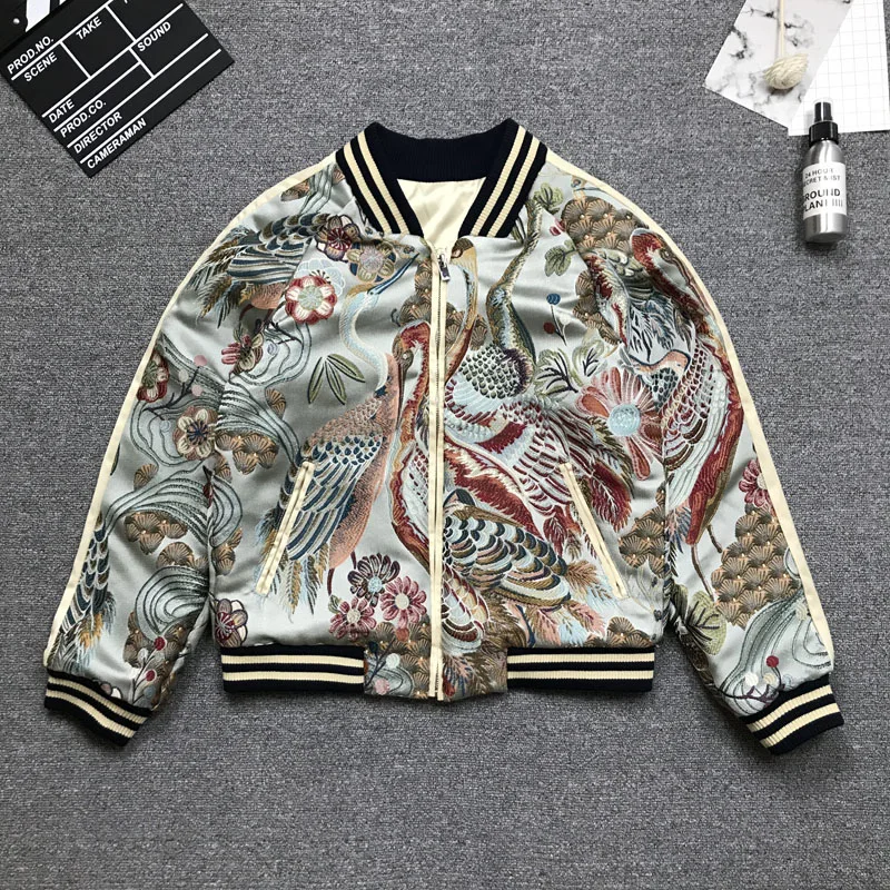 2018Autumn Women Fashion Western Style Animal Embroidery Jacket Ladies Stand Collar Long Sleeve Coat Baseball clothing
2018Autumn Women Fashion Western Style Animal Embroidery Jacket Ladies Stand Collar Long Sleeve Coat Baseball clothing