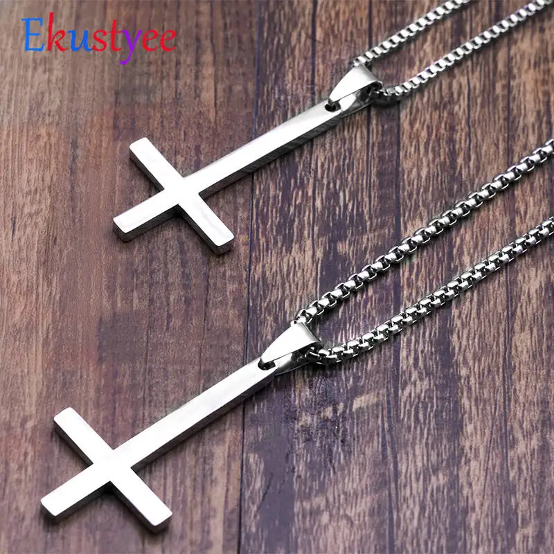 316L Stainless Steel Upside Down Cross Inverted Cross of St Peter Necklace Pendant for Men Religious Male Jewelry
316L Stainless Steel Upside Down Cross Inverted Cross of St Peter Necklace Pendant for Men Religious Male Jewelry