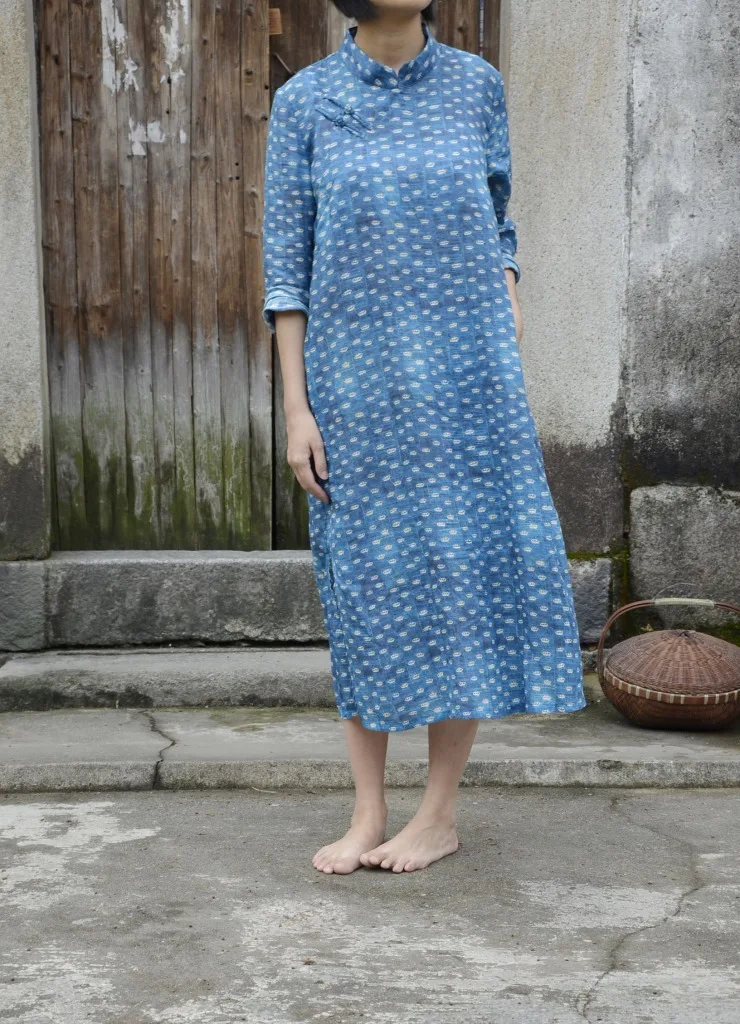 New Design Blue Cotton Linen Autumn Dress Women Robe Chinese Vintage Dresses Cheongsam Qipao Ethnic Vestidos
New Design Blue Cotton Linen Autumn Dress Women Robe Chinese Vintage Dresses Cheongsam Qipao Ethnic Vestidos