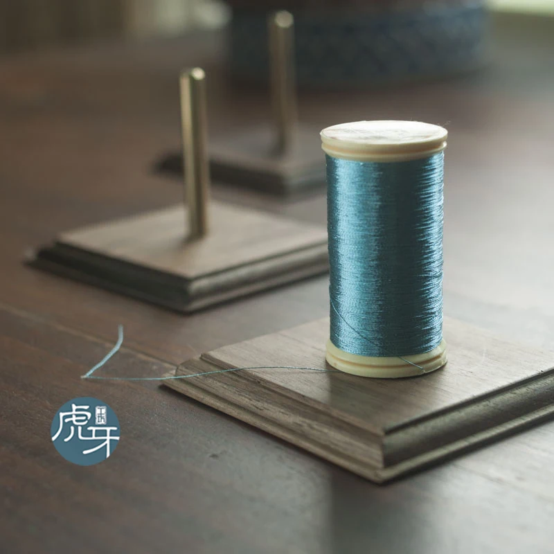 2019 New Sale Paintings Sprinkle Thread Embroidery Solid Silk Spool Rack Line Tool Holder Walnut French Embroidery Beaded Wire
2019 New Sale Paintings Sprinkle Thread Embroidery Solid Silk Spool Rack Line Tool Holder Walnut French Embroidery Beaded Wire
