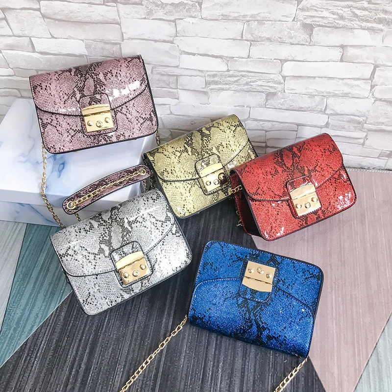 Female Crossbody Bag For Women 2019 Quality PU Leather Luxury Handbag Designer Sac Main Ladies Serpentine Shoulder Messenger Bag
Female Crossbody Bag For Women 2019 Quality PU Leather Luxury Handbag Designer Sac Main Ladies Serpentine Shoulder Messenger Bag
