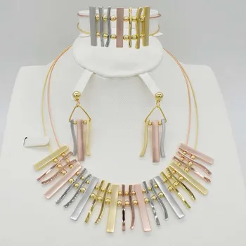 Bridal Gift Nigerian Wedding Brand Jewelry Set Wholesale Fashio African Beads Jewelry Set Dubai 3COLOR Jewelry Women Design
Bridal Gift Nigerian Wedding Brand Jewelry Set Wholesale Fashio African Beads Jewelry Set Dubai 3COLOR Jewelry Women Design