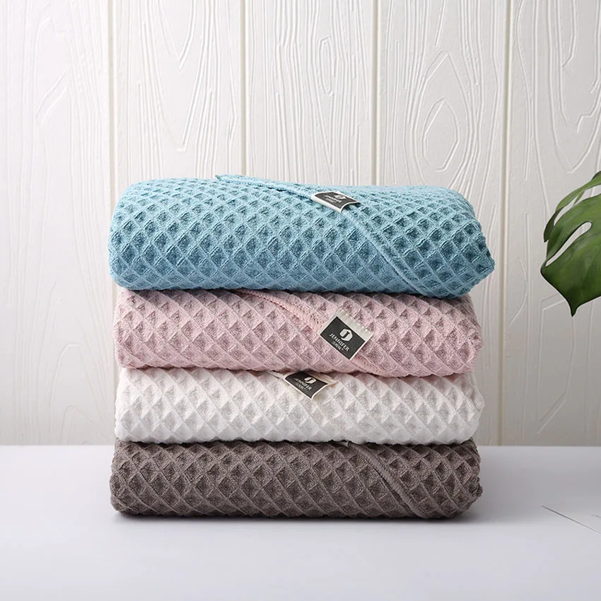 Cotton adult couple big bath towel comfortable soft and fast absorbent towel delicate and flexible
Cotton adult couple big bath towel comfortable soft and fast absorbent towel delicate and flexible