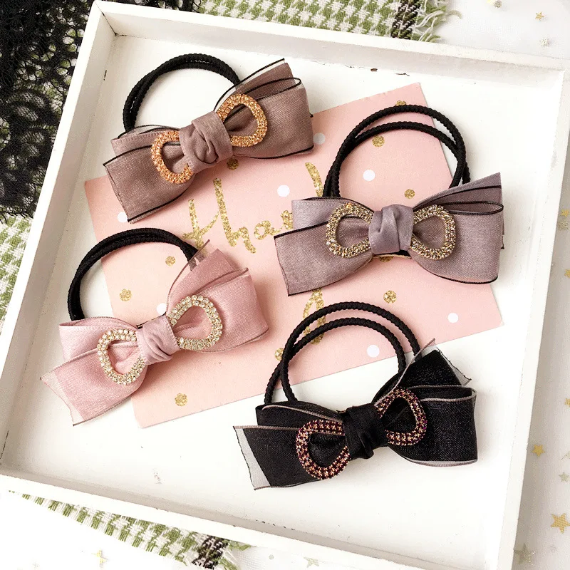 Korea Pearl Flower Crystal Hair Accessories Hair Bows Elastic Hair Bands Rubber Band Hair Ring Headbands For Women
Korea Pearl Flower Crystal Hair Accessories Hair Bows Elastic Hair Bands Rubber Band Hair Ring Headbands For Women