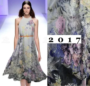 The high-end grey 100% silk Jumpsuit skirt of silk chiffon fabric positioning fabric flowers
The high-end grey 100% silk Jumpsuit skirt of silk chiffon fabric positioning fabric flowers