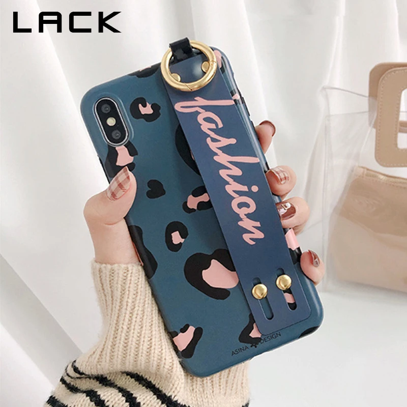 LACK Retro Leopard Print Phone Case For iphone XS Max X XR 6 S 7 8 Plus Back Cover Fashion Wrist Strap Hand Band Cases Fundas
LACK Retro Leopard Print Phone Case For iphone XS Max X XR 6 S 7 8 Plus Back Cover Fashion Wrist Strap Hand Band Cases Fundas