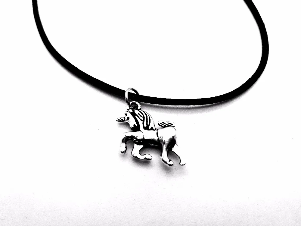 30PCS Cute Lucky Unicorn Necklace Fairy Tale Cartoon Fantasy Style Animal Deer Horse Leather Rope Necklaces for Girls Kids Gift
30PCS Cute Lucky Unicorn Necklace Fairy Tale Cartoon Fantasy Style Animal Deer Horse Leather Rope Necklaces for Girls Kids Gift