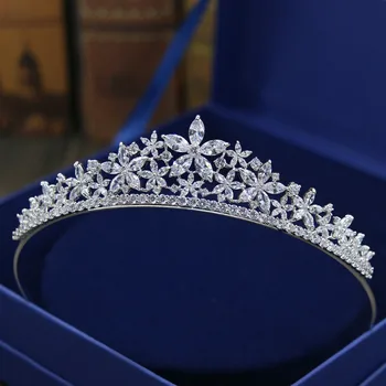 New Trendy Full Zircon Tiara CZ Crown Headband Wedding Hair Accessories Diadem Hair Jewelry Tiaras And Crown Diadema Coroa Noiva
New Trendy Full Zircon Tiara CZ Crown Headband Wedding Hair Accessories Diadem Hair Jewelry Tiaras And Crown Diadema Coroa Noiva