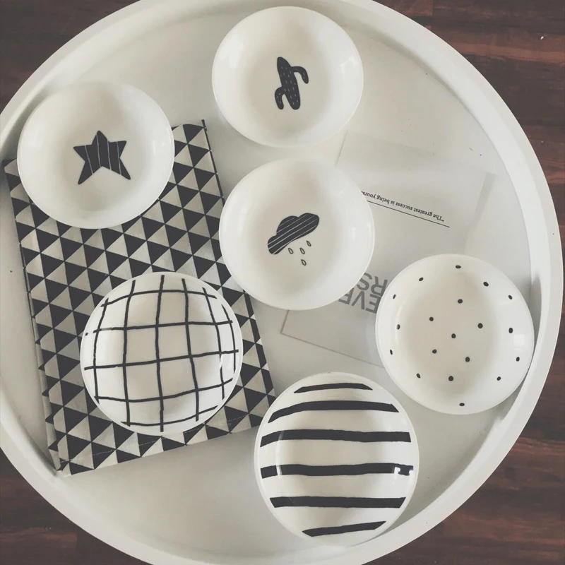 Mini Dish Cactus Star White Black Ceramics Plate Seasoning Soy Sauce Vinegar Plates Candy Colorful Cute Dishes Kitchen Tool 3pcs
Mini Dish Cactus Star White Black Ceramics Plate Seasoning Soy Sauce Vinegar Plates Candy Colorful Cute Dishes Kitchen Tool 3pcs