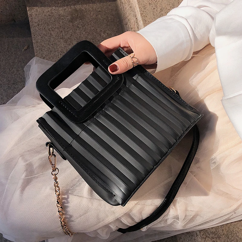 Small Summer Candy Color Crossbody Bags For Women 2019 Chain Shoulder Messenger Bags Female Stripe Designer Travel Handbags
Small Summer Candy Color Crossbody Bags For Women 2019 Chain Shoulder Messenger Bags Female Stripe Designer Travel Handbags