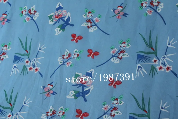 150cm width Chiffon crepe fabric flowers pattern light blue background can see through for skirt suit-dress headband CH-8206
150cm width Chiffon crepe fabric flowers pattern light blue background can see through for skirt suit-dress headband CH-8206