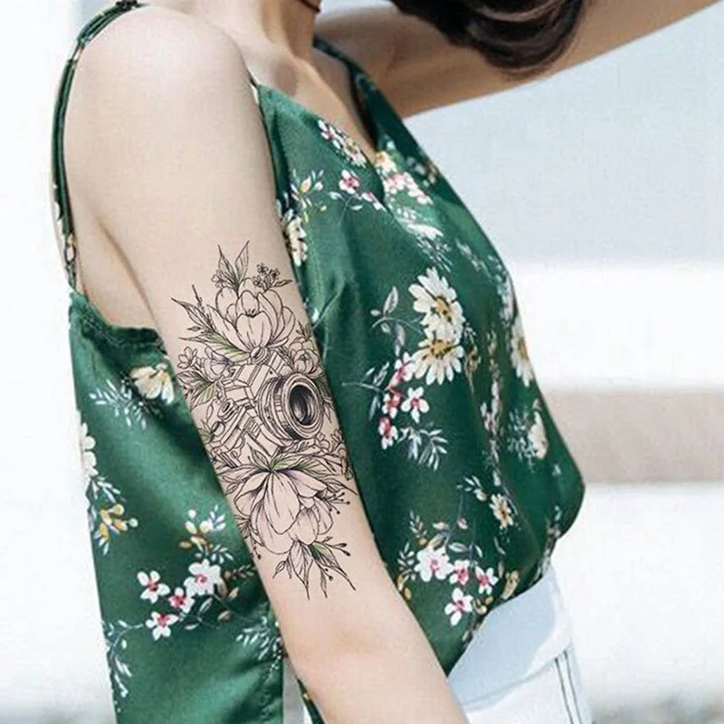 Summer Black Geometric Wolf Tattoo Stickers Flower Women Body Chest Art Temporary Tattoo Men Arm Painting Tatto Animal
Summer Black Geometric Wolf Tattoo Stickers Flower Women Body Chest Art Temporary Tattoo Men Arm Painting Tatto Animal