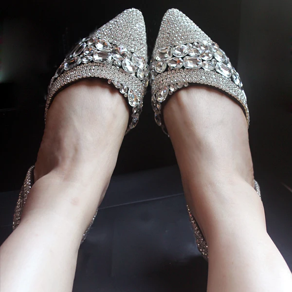 Spring Ladies Full Crystal Embellished Heel Pumps Pointed Toe Women Glitter Rhinestone Ankle Strap Chunky Heels Slip On Shoe
Spring Ladies Full Crystal Embellished Heel Pumps Pointed Toe Women Glitter Rhinestone Ankle Strap Chunky Heels Slip On Shoe