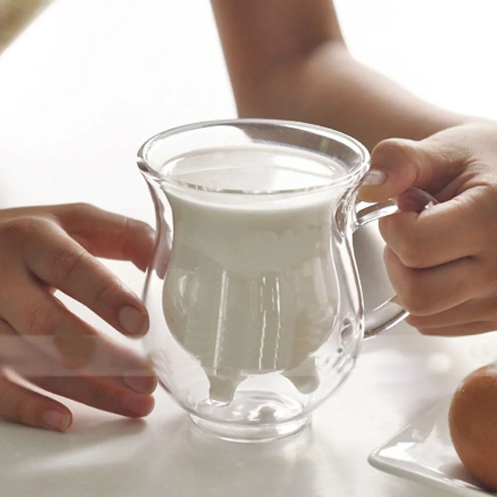 Creative Glass Cow Cups Double Wall Handgrip Milk Cup Mug Insulation Transparent Drinkware Udder Style Creamer Pitcher Jug
Creative Glass Cow Cups Double Wall Handgrip Milk Cup Mug Insulation Transparent Drinkware Udder Style Creamer Pitcher Jug