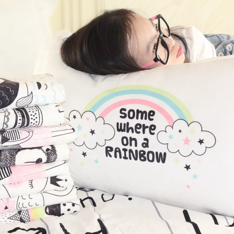 Cartoon Creative Animal Rainbow Crown Swan Unicorn Print Pillowcase Single Pillowcase Home Bedroom Pillow Cases75*50CM
Cartoon Creative Animal Rainbow Crown Swan Unicorn Print Pillowcase Single Pillowcase Home Bedroom Pillow Cases75*50CM