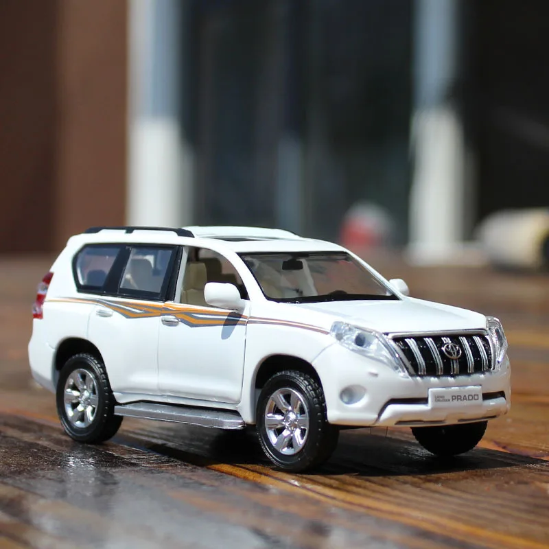 

Electric Collectible Alloy Scale Car Models Die-cast coche carro Toys for Children mkd2 1:32 auto Vehicle Toyota Prado