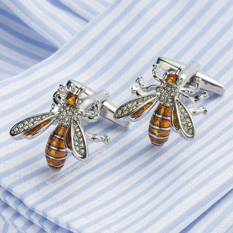 VAGULA New Enamel Bee Cuff links Men French Shirt Cufflinks Creative Brass Gemelos 396
VAGULA New Enamel Bee Cuff links Men French Shirt Cufflinks Creative Brass Gemelos 396