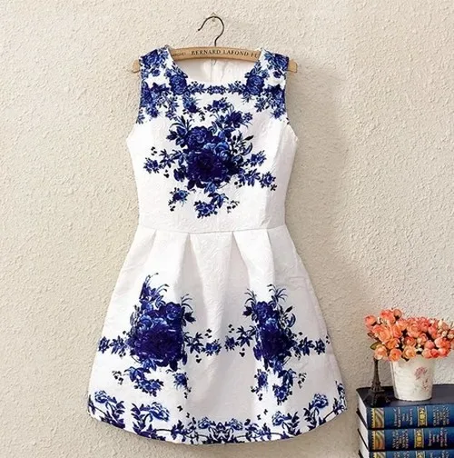 Retro Women New 2016 Summer Blue White Porcelain Mini Girl Dress Sleeveless Vintage Flower Print dress Basic Vest Casual dress
Retro Women New 2016 Summer Blue White Porcelain Mini Girl Dress Sleeveless Vintage Flower Print dress Basic Vest Casual dress